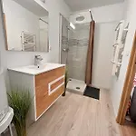 9mins De Lamalou-les-bains 30mins Avene 40m² Bédarieux