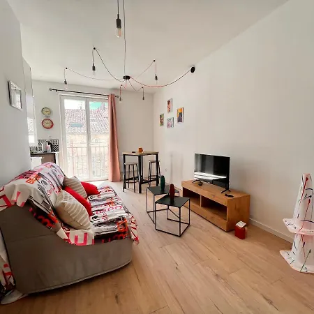 9mins De Lamalou-les-bains 30mins Avene 40m²