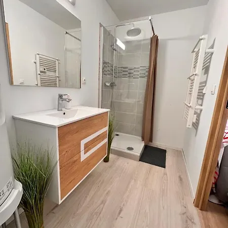 9mins De Lamalou-les-bains 30mins Avene 40m² Bedarieux